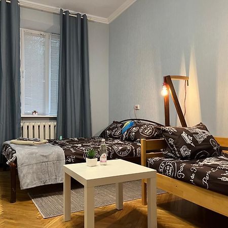 Ararat-Klovskaya Hostel-Apartments Kiev Luaran gambar