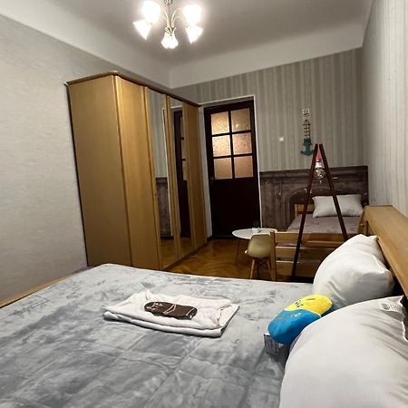 Ararat-Klovskaya Hostel-Apartments Kiev Luaran gambar