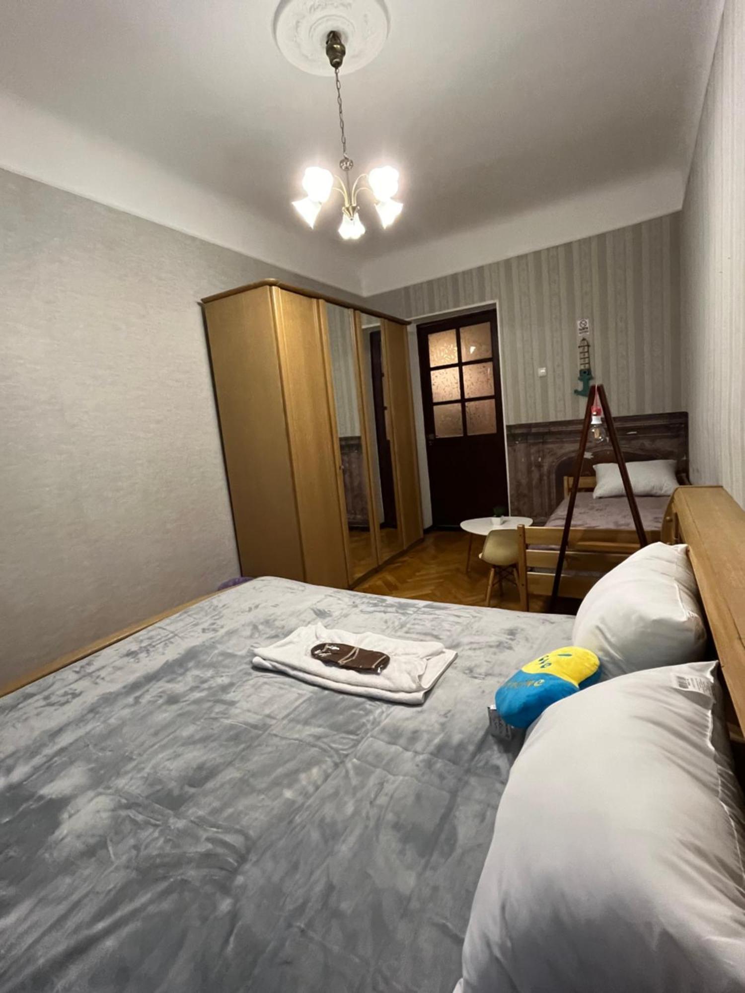 Ararat-Klovskaya Hostel-Apartments Kiev Luaran gambar